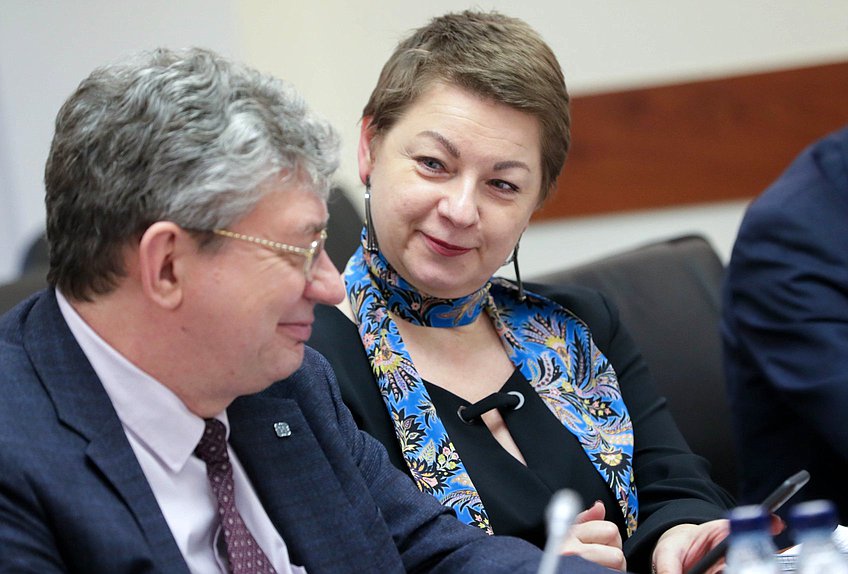 Круглый стол Комитета по энергетике на тему «Практика применения «альтернативной котельной»: проблемы и пути решения»