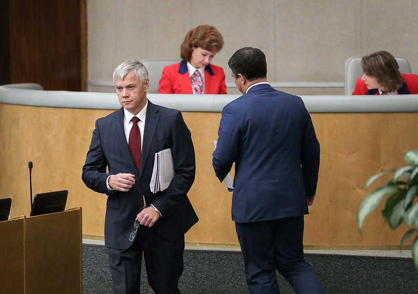 Первый заместитель Председателя Комитета по экономической политике, промышленности, инновационному развитию и предпринимательству Валерий Гартунг
