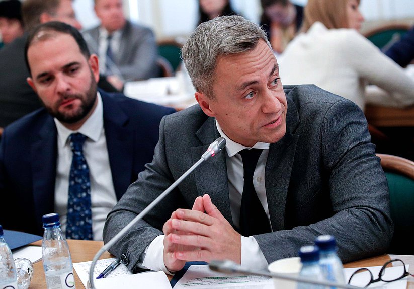 Встреча депутатов фракции «Единая Россия» с Министром экономического ...