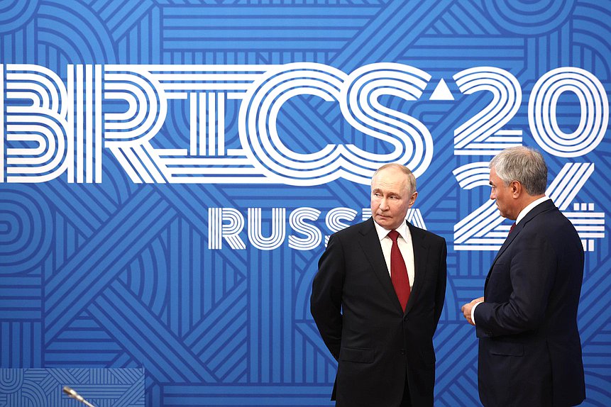 俄罗斯总统弗拉基米尔·普京和国家杜马主席维亚切斯拉夫·沃洛金。图片来源：俄罗斯总统新闻办公室