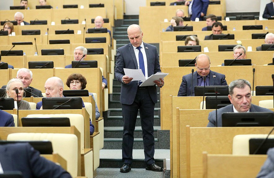 Член Комитета по развитию гражданского общества, вопросам общественных и религиозных объединений Николай Земцов