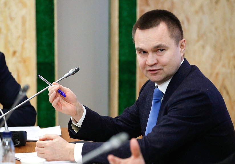 Первый заместитель Председателя Комитета по малому и среднему предпринимательству Сергей Казанков