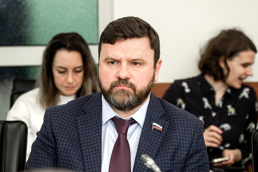 Член Комитета по энергетике Юрий Станкевич