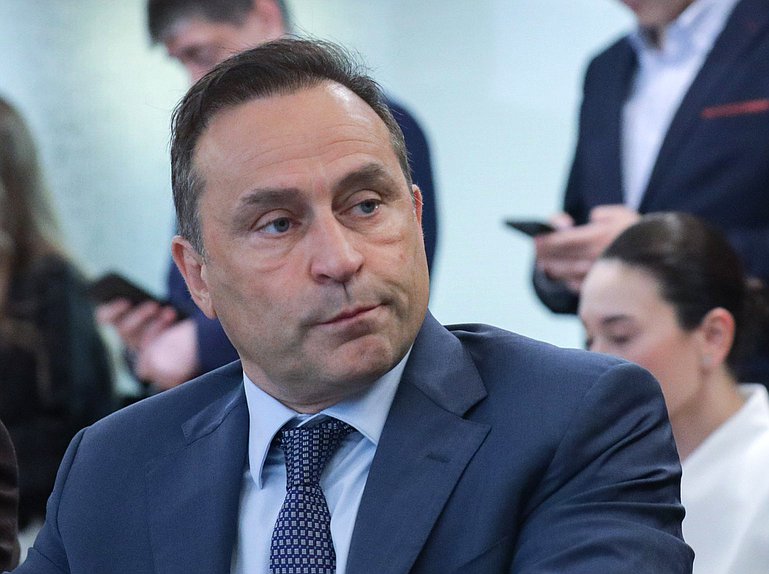 Первый заместитель Председателя Комитета по физической культуре и спорту Дмитрий Свищев