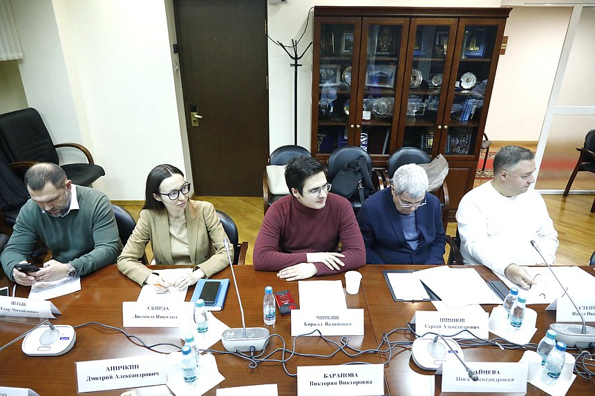 Совещание Комитета по строительству и ЖКХ