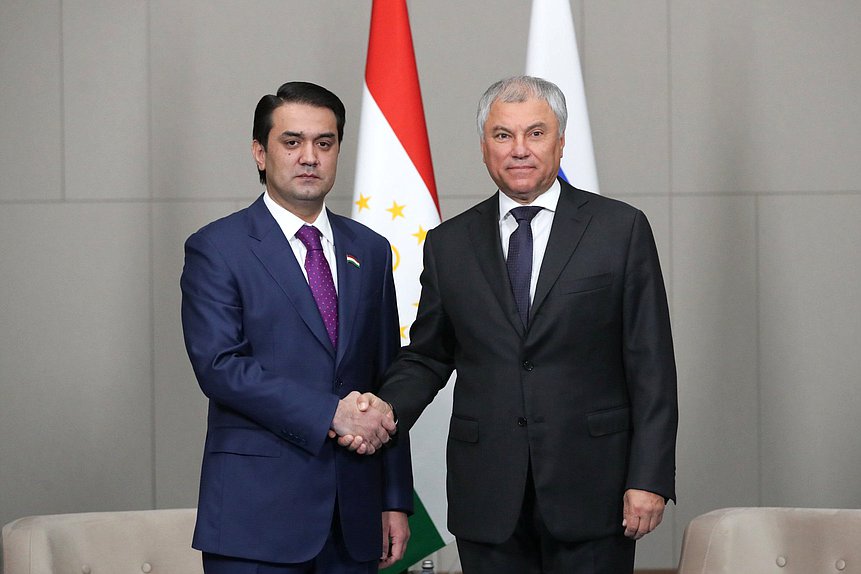 Chairman of the State Duma Vyacheslav Volodin and Chairman of the Majlisi Milli of the Majlisi Oli of Tajikistan Rustami Emomali