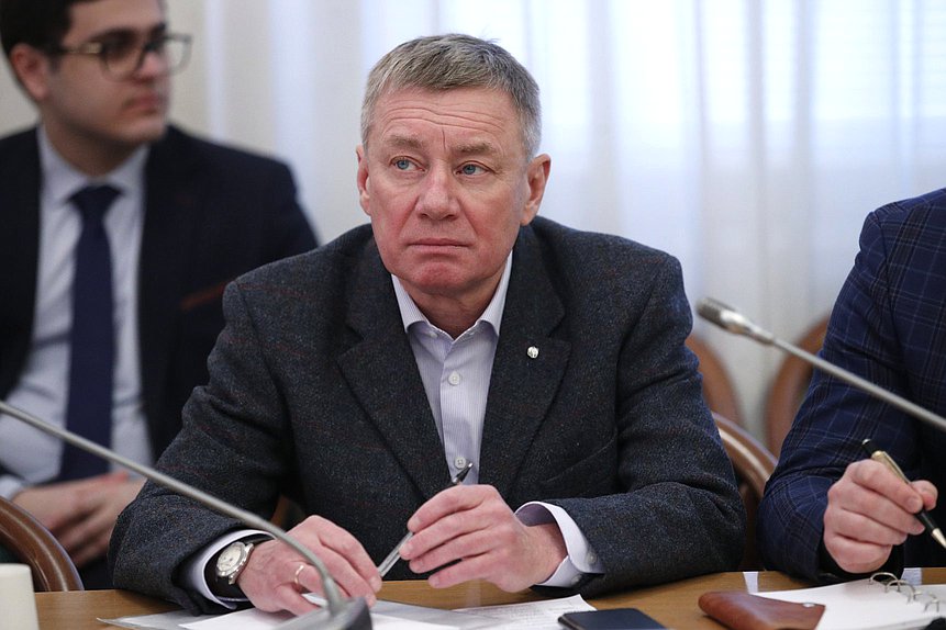 Заседание рабочей группы при Комитете по экологии, природным ресурсам и охране окружающей среды