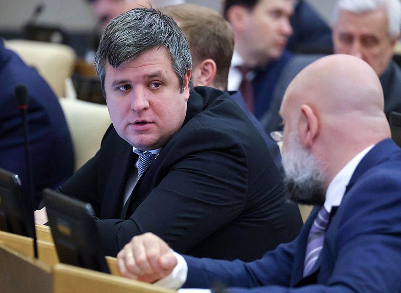 Заместитель Председателя Комитета по молодежной политике Александр Толмачев