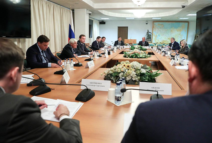 Заседание Комитета по строительству и жилищно-коммунальному хозяйству