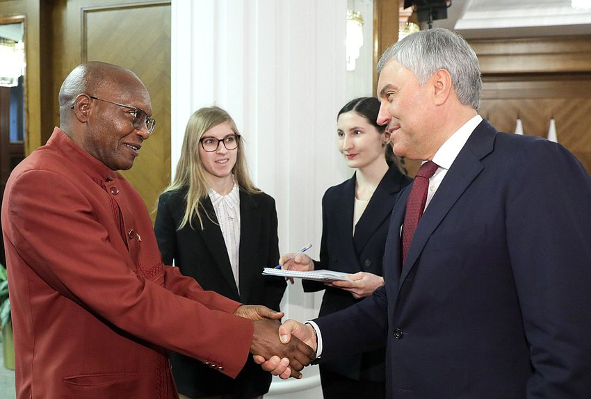 El Jefe de la Duma Estatal, Vyacheslav Volodin, y el Presidente de la Asamblea Nacional de la República de Burundi, Gélase Daniel Ndabirabe