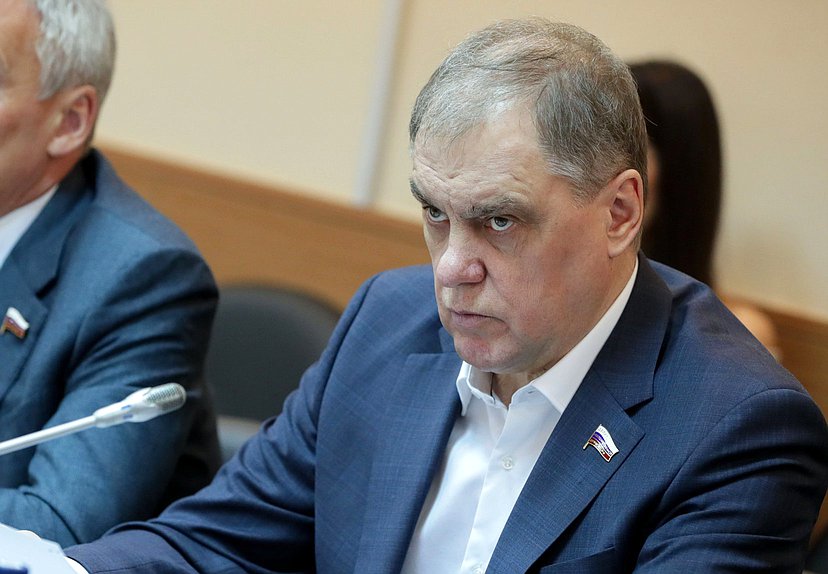 Член Комитета по экологии, природным ресурсам и охране окружающей среды Александр Скачков