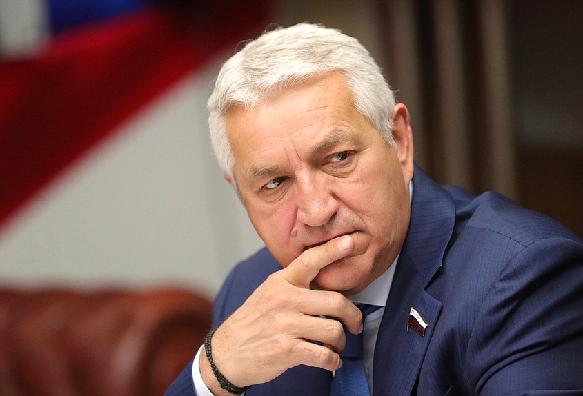 Первый заместитель Председателя Комитета по охране здоровья Леонид Огуль