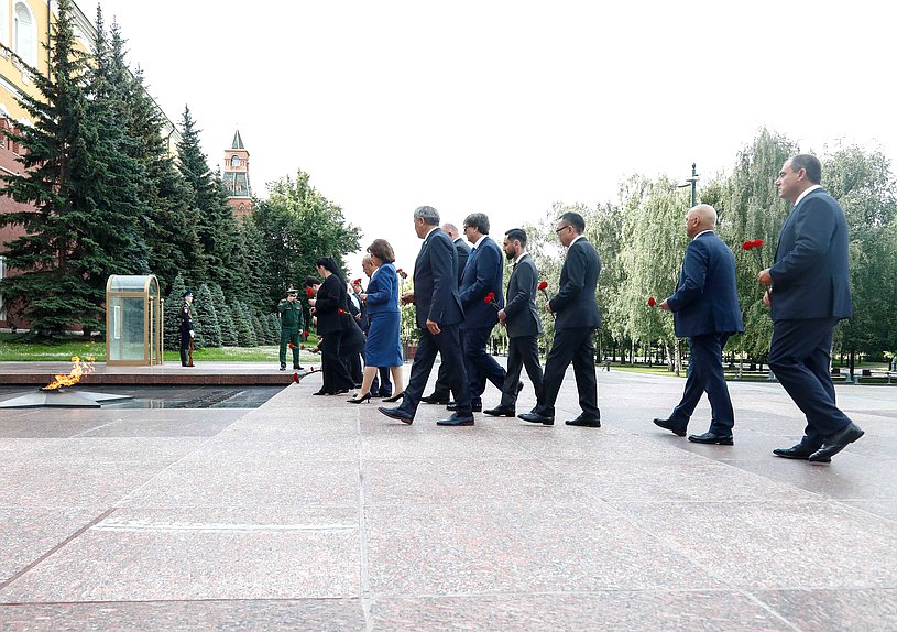 Пленарное заседание третьего международного парламентского форума СНГ «Пушкинские чтения»