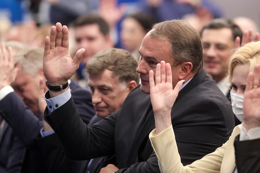 Избранный депутат Государственной Думы VIII созыва Петр Толстой