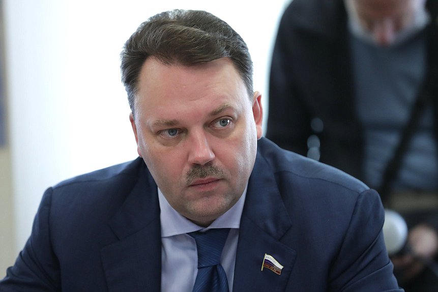 Заместитель Председателя Комитета по экономической политике Артем Кирьянов