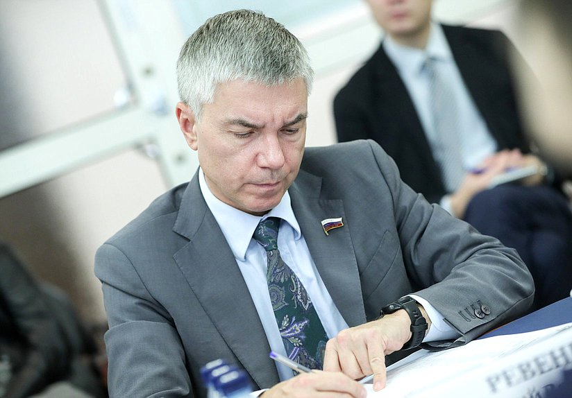 Член Комитета по физической культуре и спорту Евгений Ревенко