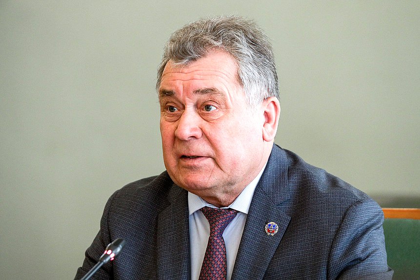 Заседание комиссии по аграрно-продовольственной политике, природопользованию 
и экологии