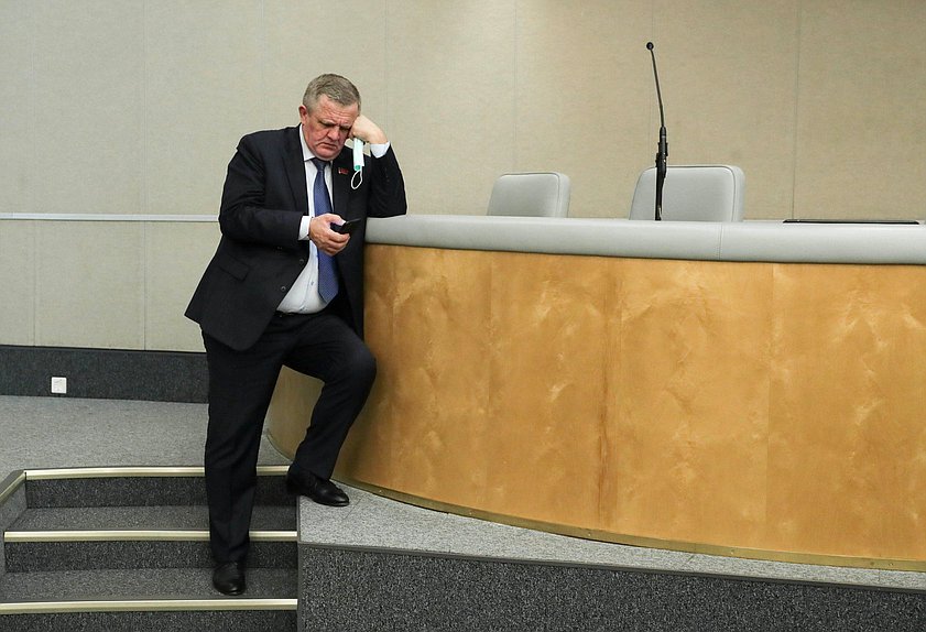 Первый заместитель Председателя Комитета по труду, социальной политике и делам ветеранов Николай Коломейцев