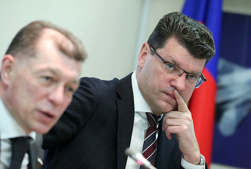 Первый заместитель Председателя Комитета по экономической политике Денис Кравченко