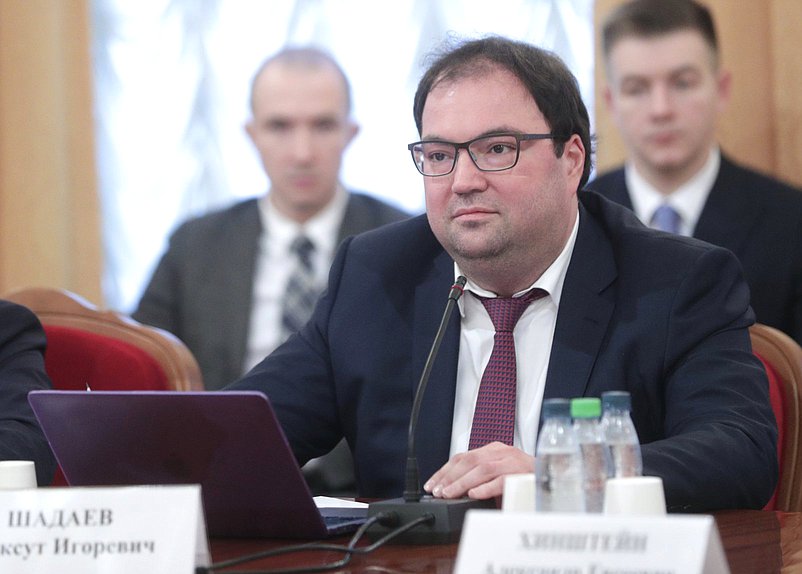 Министр цифрового развития, связи и массовых коммуникаций Максут Шадаев