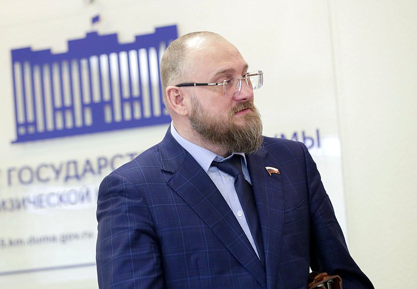 Заместитель Председателя Комитета по физической культуре и спорту Сергей Бурлаков