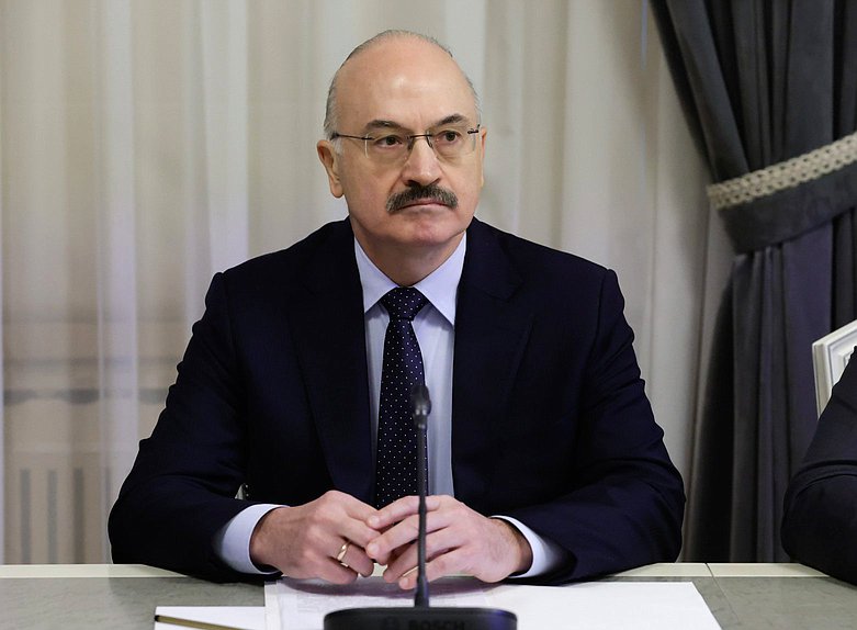 Председатель Комитета по науке и высшему образованию Сергей Кабышев