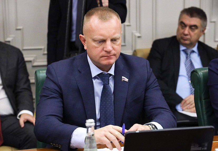 First Deputy Chairman of the Committee on Ownership, Land and Property Relations Ivan Sukharev
