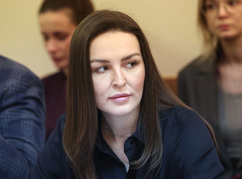 Член Комитета по просвещению Анна Скрозникова