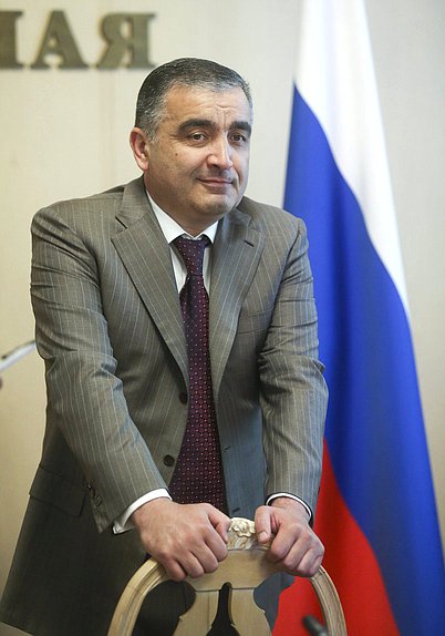 Статс-секретарь – заместитель Министра Российской Федерации по делам Северного Кавказа Олег Хацаев