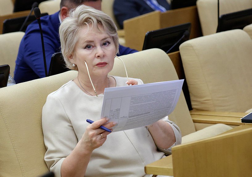 Член Комитета по просвещению Эльвира Аиткулова