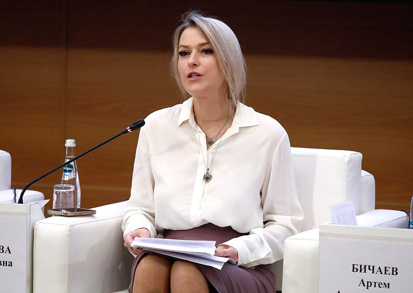 Председатель Комитета по развитию гражданского общества, вопросам общественных и религиозных объединений Яна Лантратова