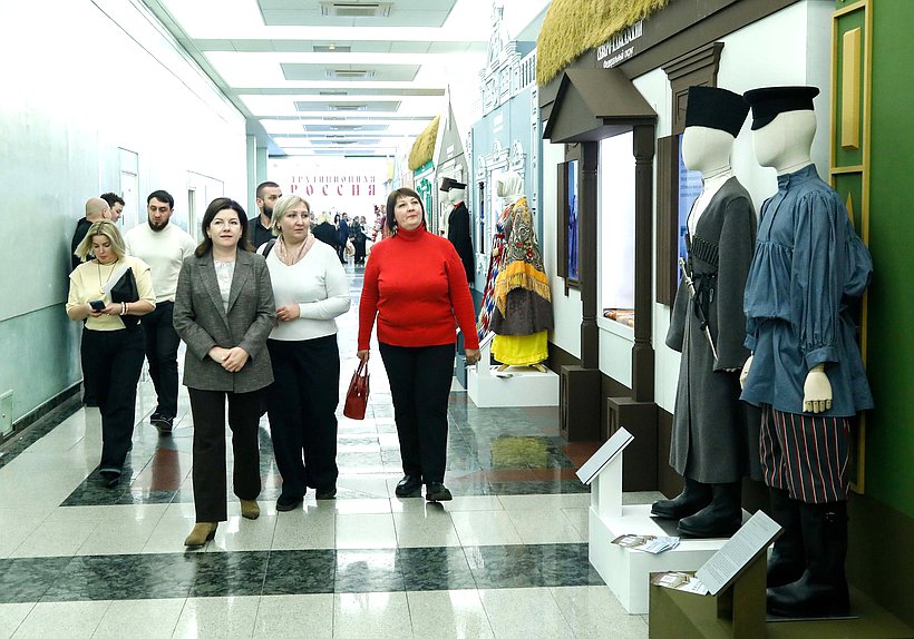 Открытие выставки «Традиционная Россия»
