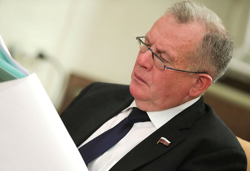 Член Комитета по аграрным вопросам Иван Лоор