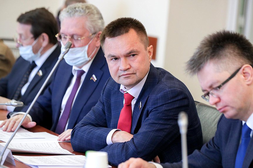 Заместитель Председателя Комитета по энергетике Сергей Казанков