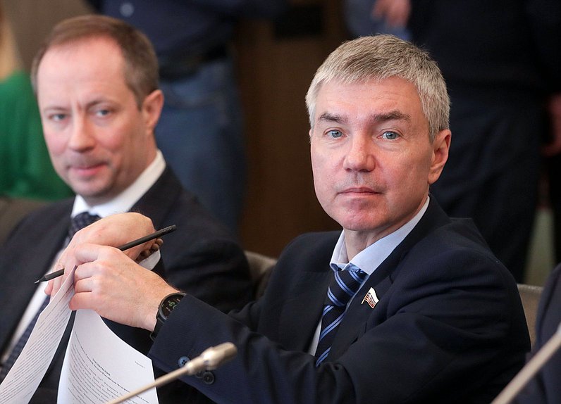 Член Комитета по физической культуре и спорту Евгений Ревенко