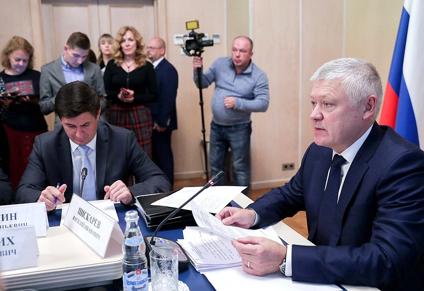 Председатель Комитета по безопасности и противодействию коррупции Василий Пискарев
