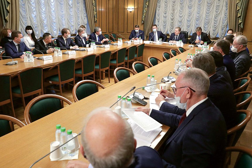 Заседания фракций Государственной Думы, посвященные утверждению кандидатур в члены Правительства РФ