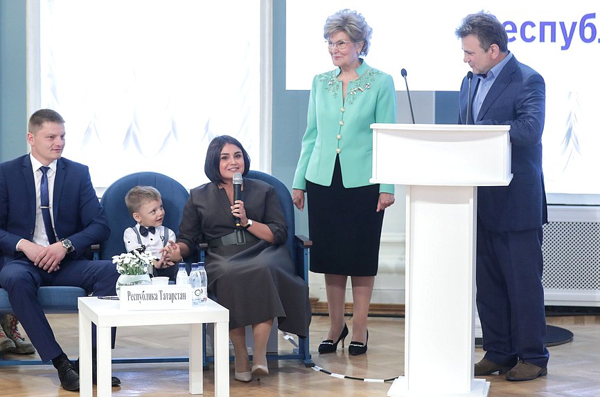 Член Комитета по вопросам семьи, женщин и детей Татьяна Ларионова