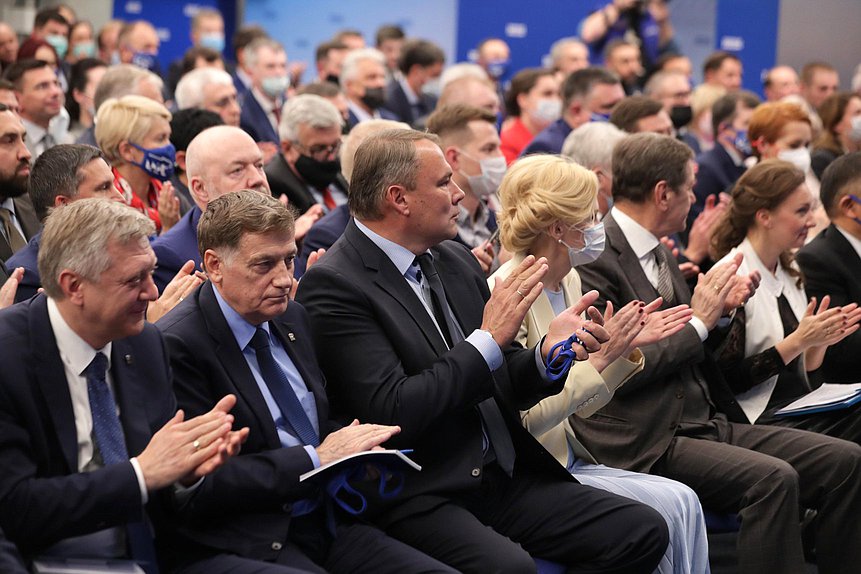 Избранный депутат Государственной Думы VIII созыва Петр Толстой