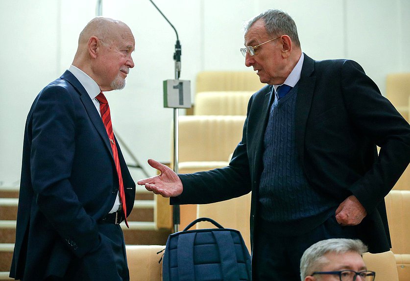 Круглый стол Комитета по охране здоровья на тему «Законодательные аспекты обращения лекарственных препаратов до их ввода в гражданский оборот»