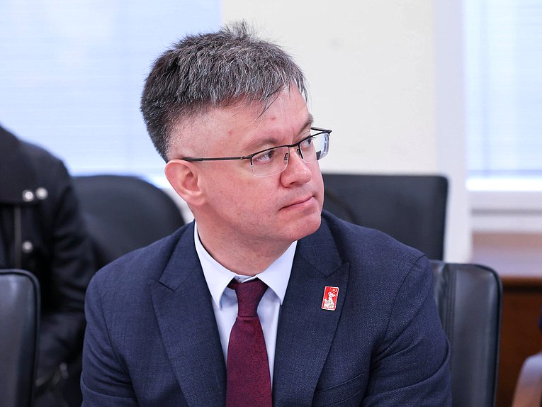 Статс-секретарь — заместитель министра энергетики РФ Дмитрий Исламов