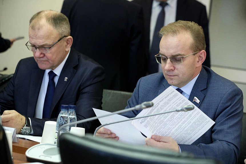 Член Комитета по охране здоровья Михаил Кизеев