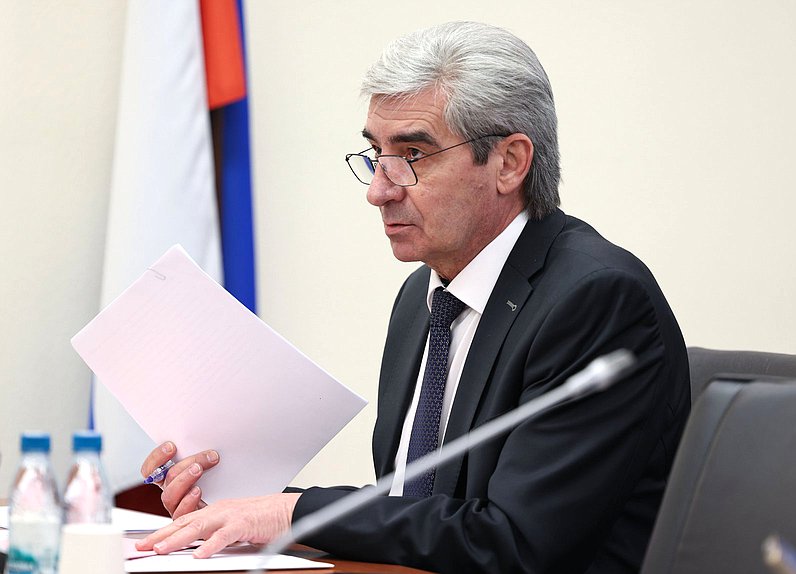 Руководитель Ростехнадзора Александр Трембицкий