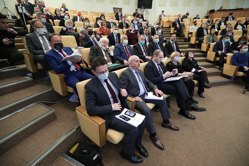Парламентские слушания на тему «Совершенствование правового механизма государственного регулирования ценообразования на продовольственные товары первой необходимости»