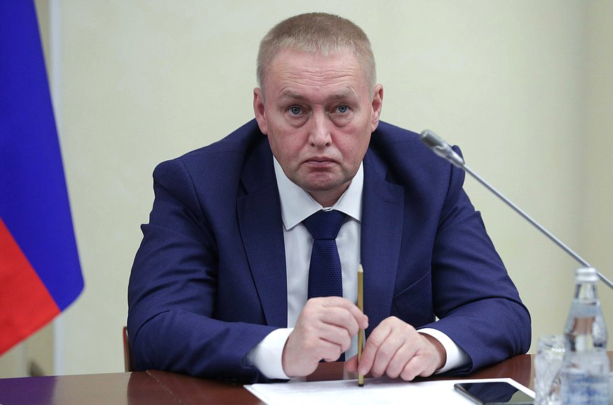 Member of the Committee on Control and Regulations Andrei Alshevskikh