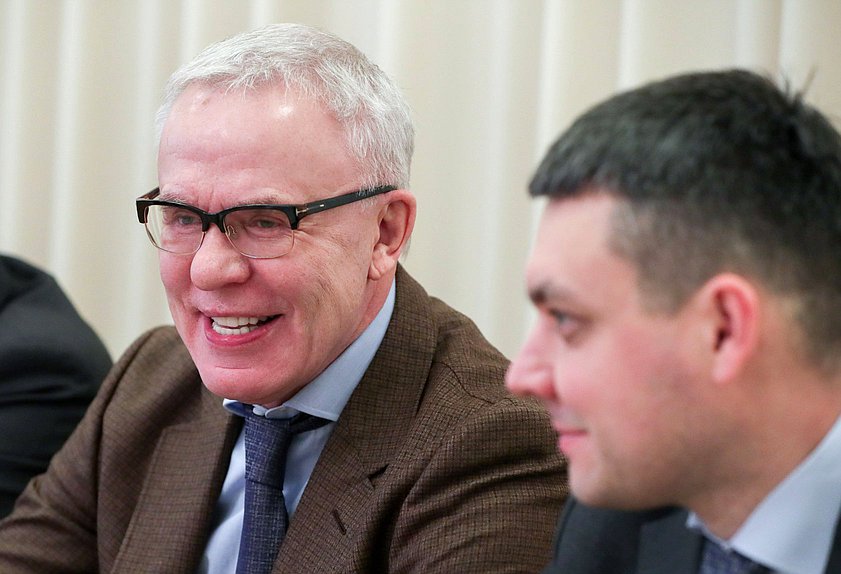 Первый заместитель Председателя Комитета по экологии, природным ресурсам и охране окружающей среды Вячеслав Фетисов