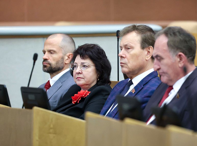 Член Комитета по государственному строительству и законодательству Анжелика Глазкова