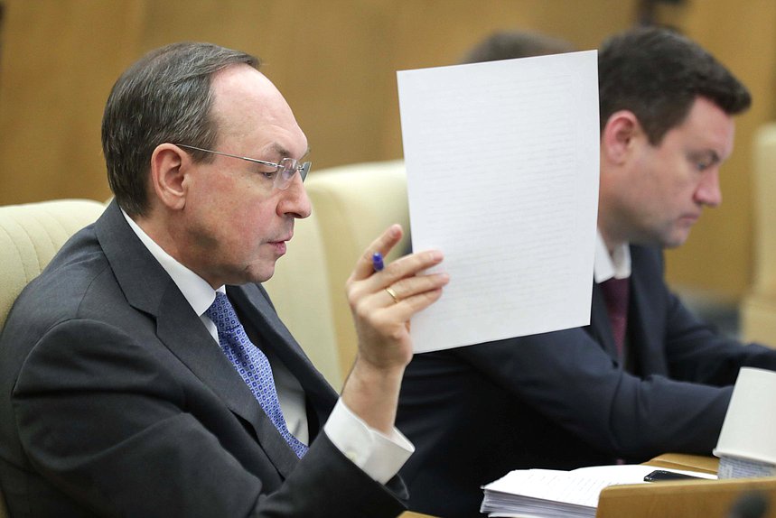 Председатель Комитета по образованию и науке Вячеслав Никонов