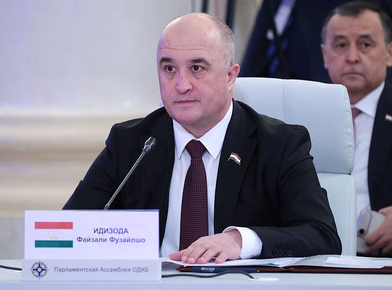 Председатель Маджлиси милли Маджлиси Оли Республики Таджикистан Файзали Идизода