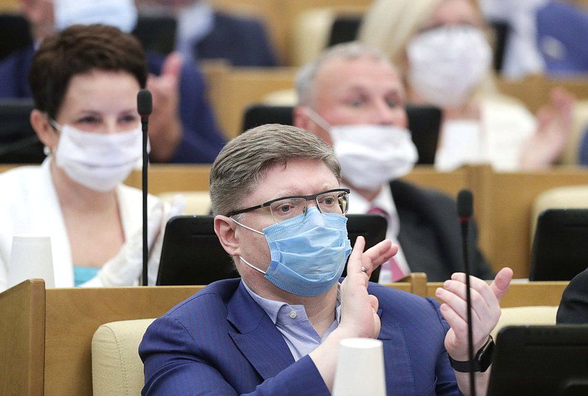 Член Комитета по труду, социальной политике и делам ветеранов Андрей Исаев